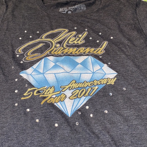 Neil Diamond Women’s 50th Anniversary Tour 2017 Studded T-Shirt - Picture 3 of 4
